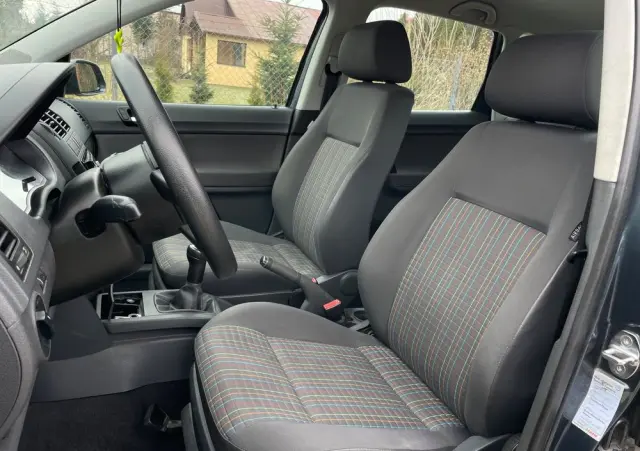 VOLKSWAGEN Polo 1.4