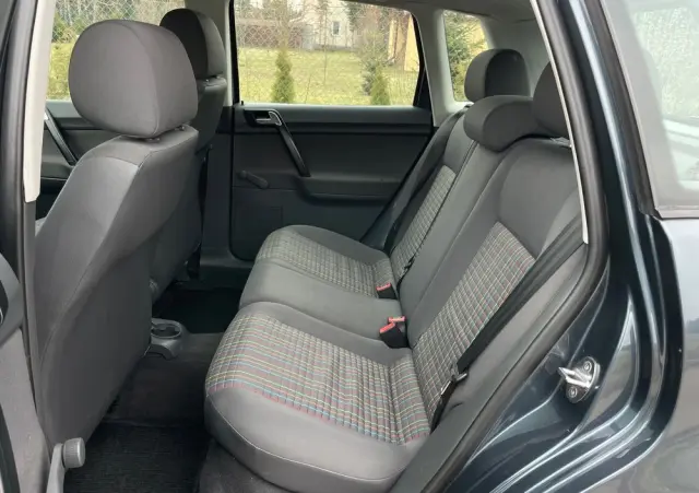 VOLKSWAGEN Polo 1.4