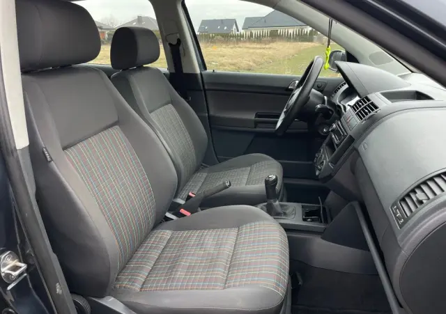 VOLKSWAGEN Polo 1.4