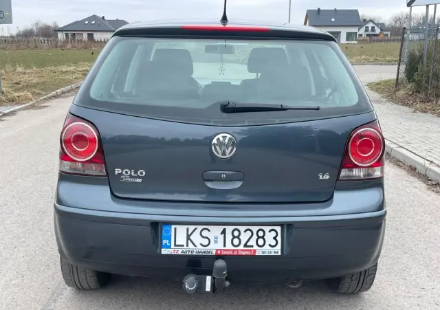 VOLKSWAGEN Polo 1.4