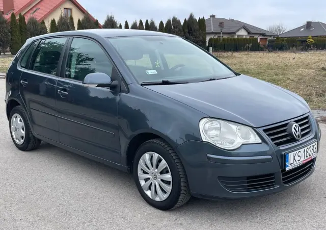 VOLKSWAGEN Polo 1.4