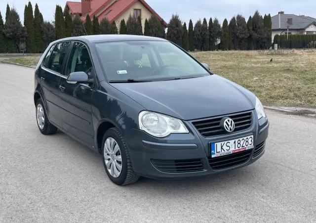 VOLKSWAGEN Polo 1.4