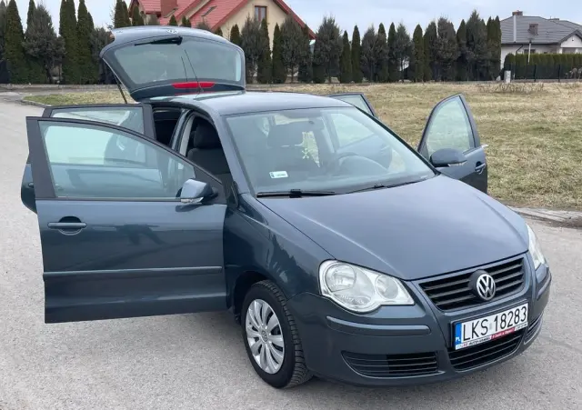 VOLKSWAGEN Polo 1.4