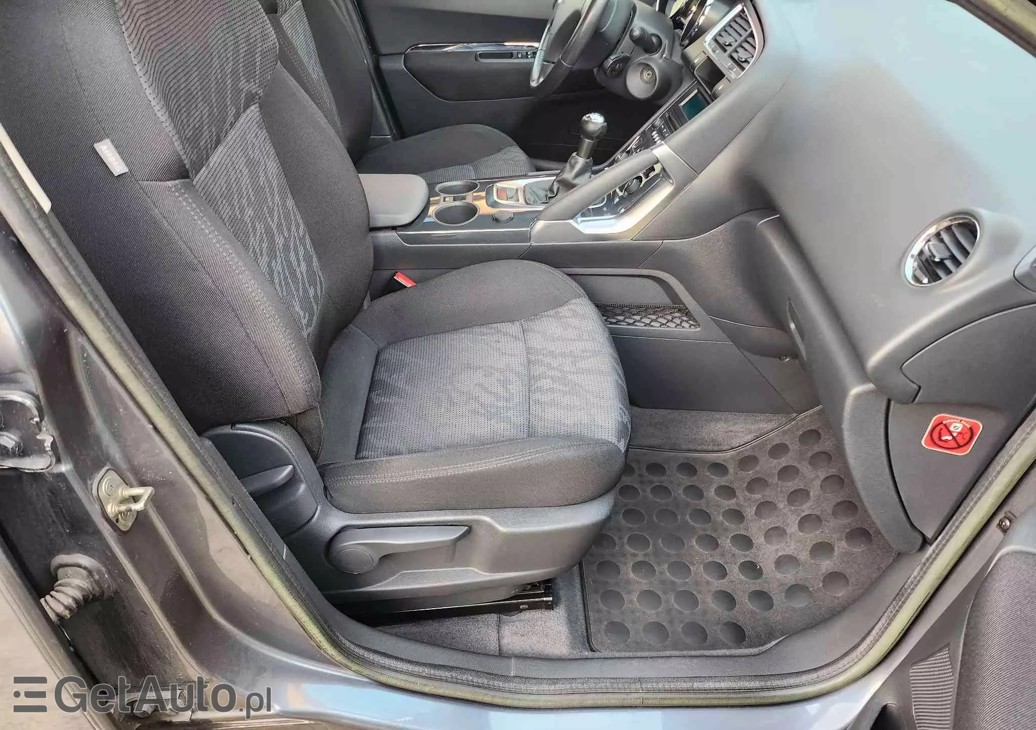 PEUGEOT 3008 120 VTi Active