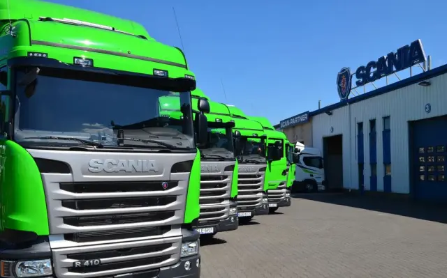 SCANIA R410 