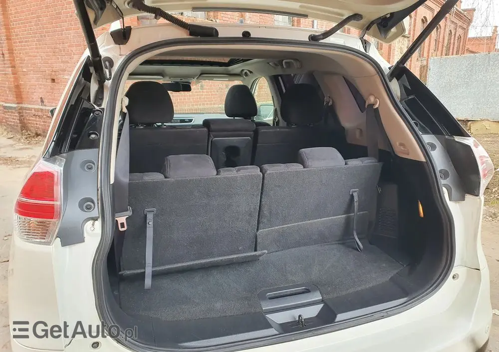 NISSAN X-Trail 1.6 DCi Tekna 2WD Xtronic