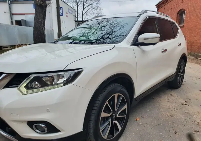 NISSAN X-Trail 1.6 DCi Tekna 2WD Xtronic