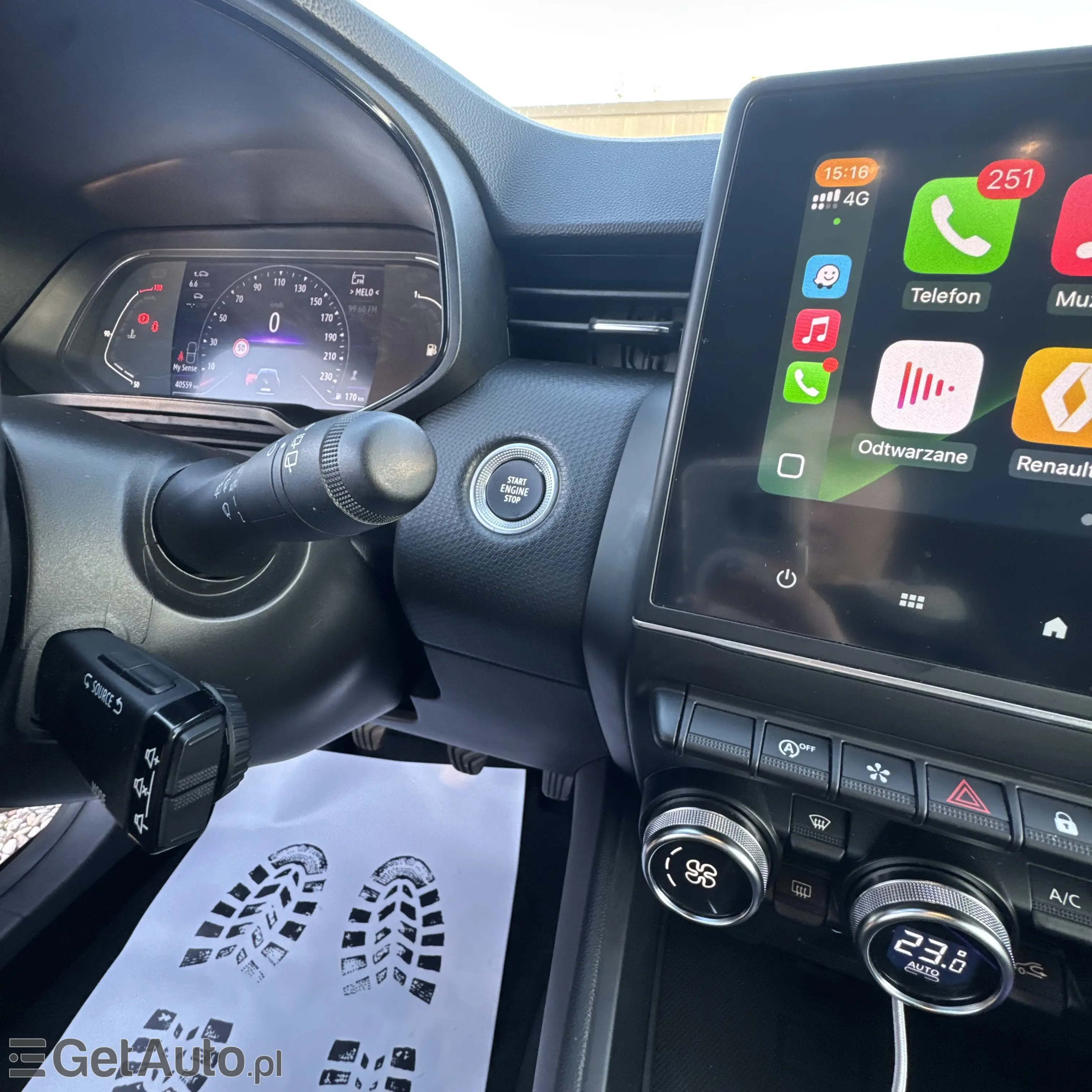 RENAULT Clio Intens 90