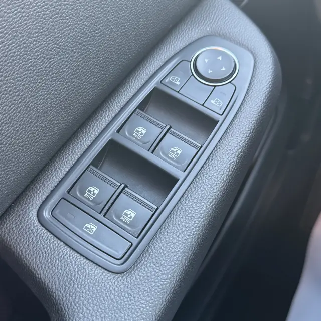 RENAULT Clio Intens 90