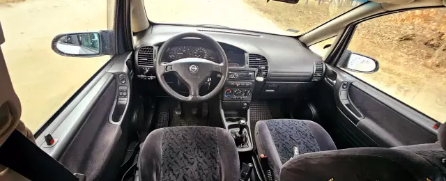 OPEL Zafira 