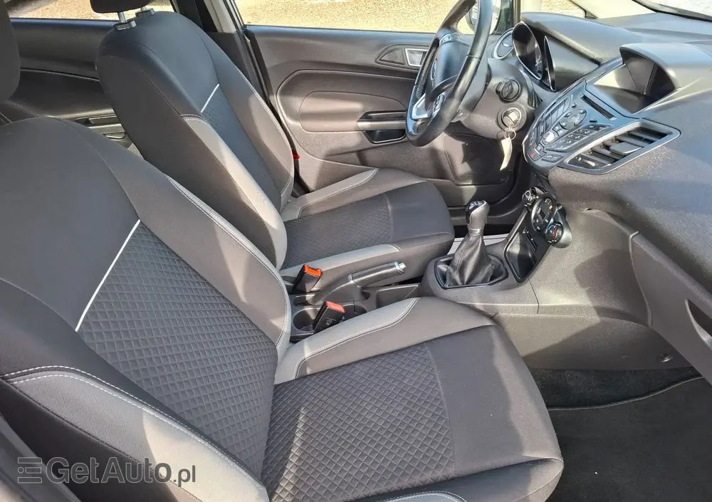 FORD Fiesta 1.25 SYNC Edition