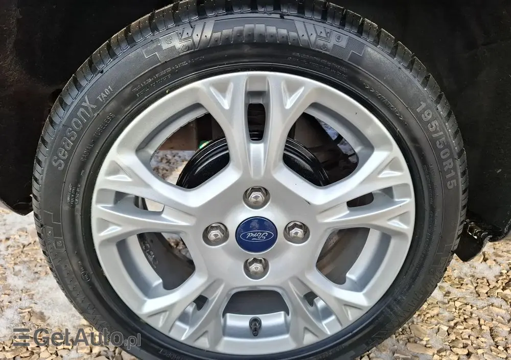 FORD Fiesta 1.25 SYNC Edition