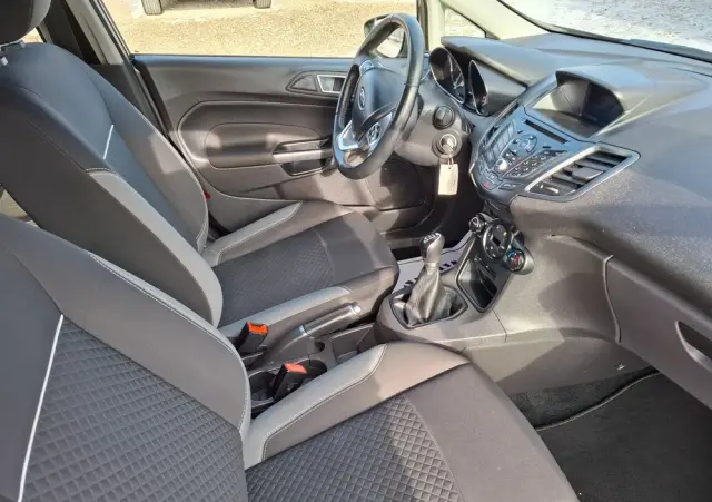 FORD Fiesta 1.25 SYNC Edition