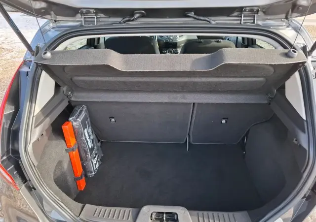 FORD Fiesta 1.25 SYNC Edition