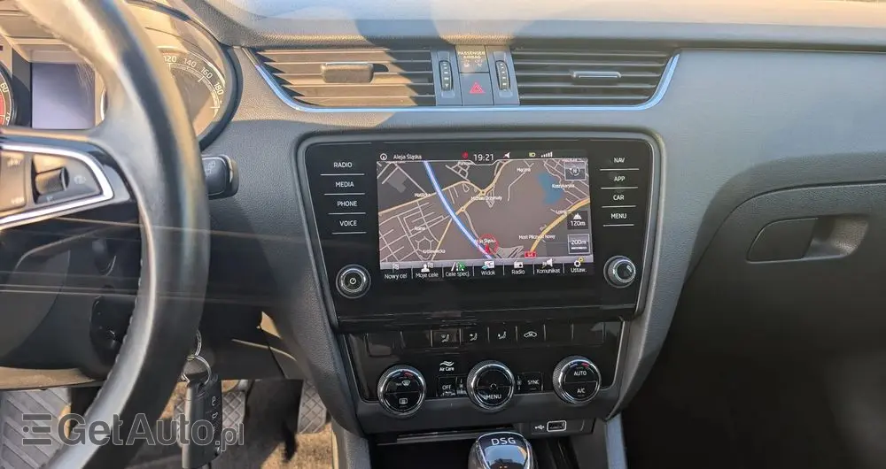 SKODA Octavia 1.5 TSI ACT Style DSG