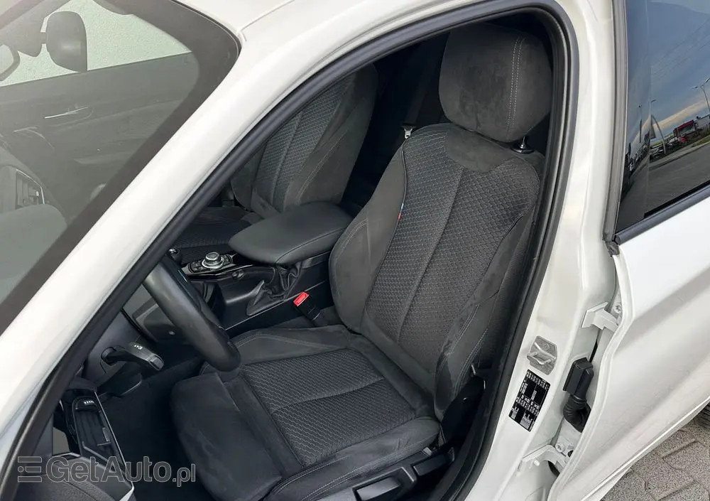 BMW Seria 1 120d Edition M Sport Shadow