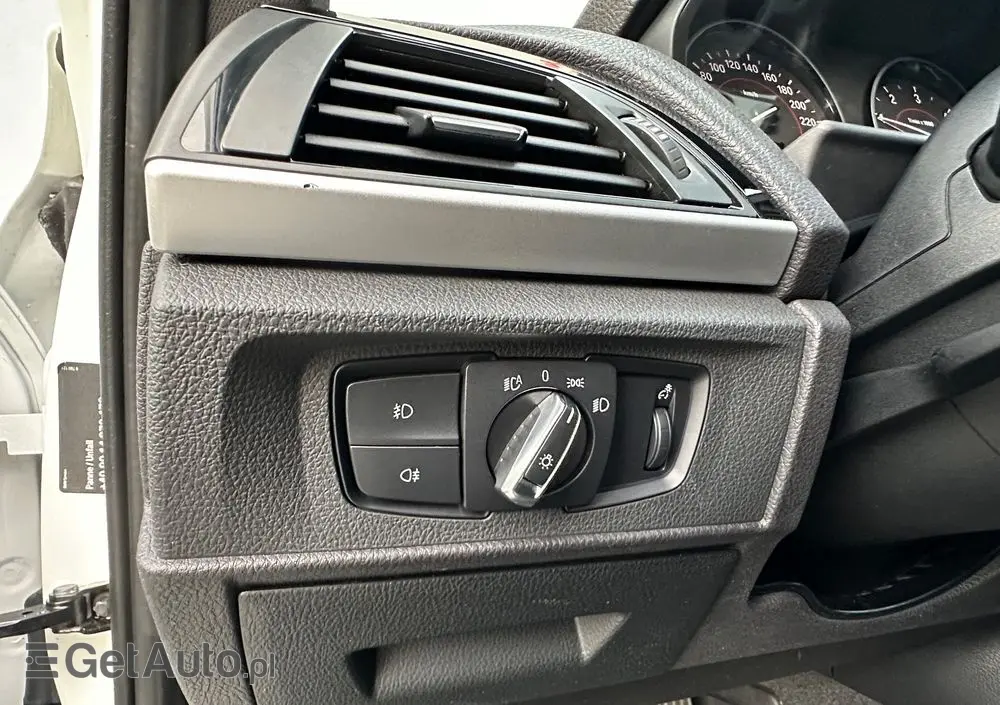 BMW Seria 1 120d Edition M Sport Shadow