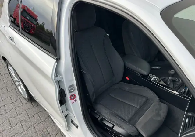 BMW Seria 1 120d Edition M Sport Shadow