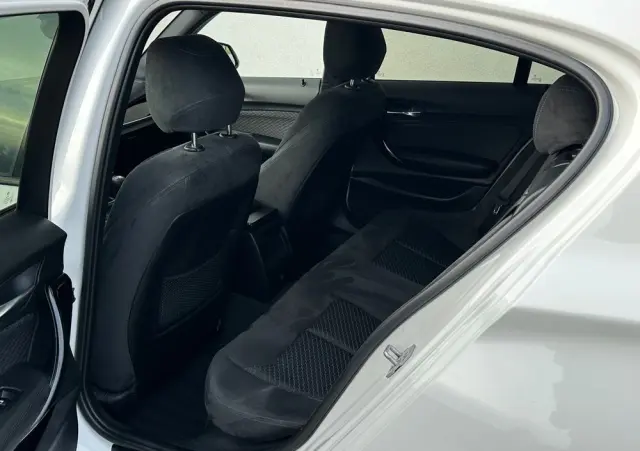 BMW Seria 1 120d Edition M Sport Shadow