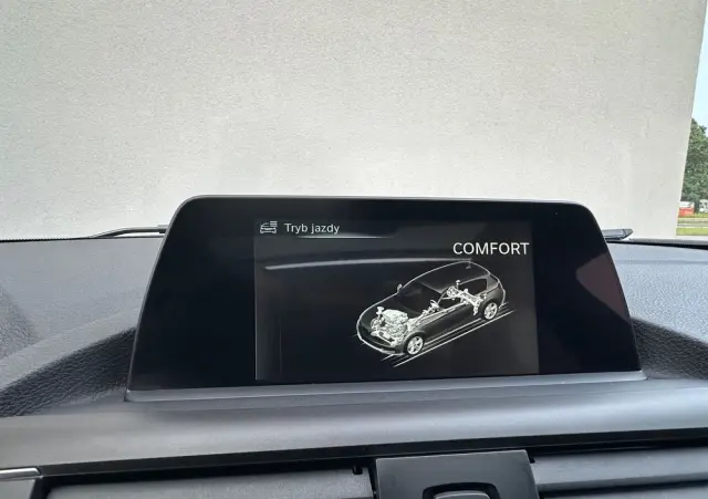 BMW Seria 1 120d Edition M Sport Shadow