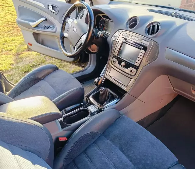 FORD Mondeo 2.0 TDCi (150 KM)