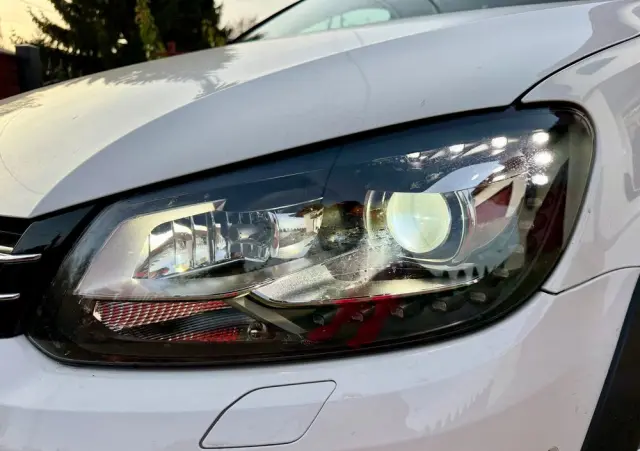 VOLKSWAGEN Touran 2.0 TDI DPF Cross Perfectline