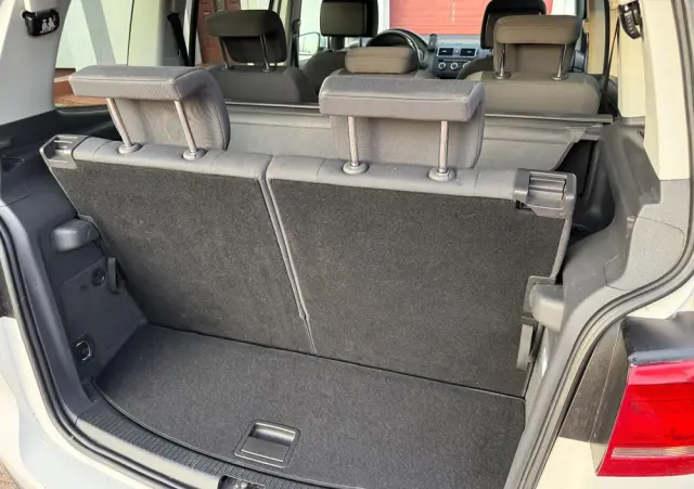 VOLKSWAGEN Touran 2.0 TDI DPF Cross Perfectline