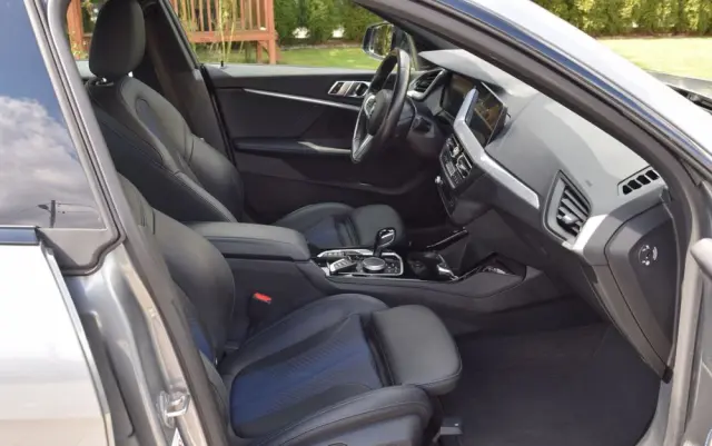 BMW Seria 2 218i M Sport