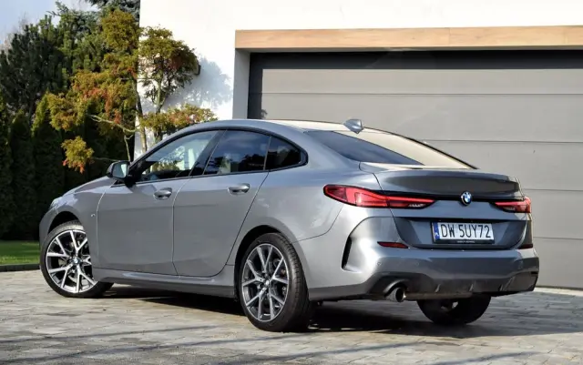 BMW Seria 2 218i M Sport