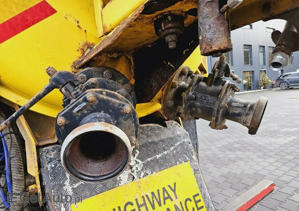 VOLVO FULLER TANKERS 2008 WUKO do zbierania odpadów płynnych 