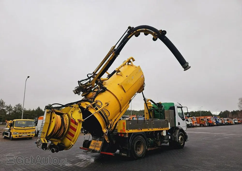 VOLVO FULLER TANKERS 2008 WUKO do zbierania odpadów płynnych 