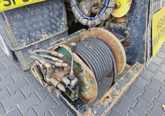 VOLVO FULLER TANKERS 2008 WUKO do zbierania odpadów płynnych 