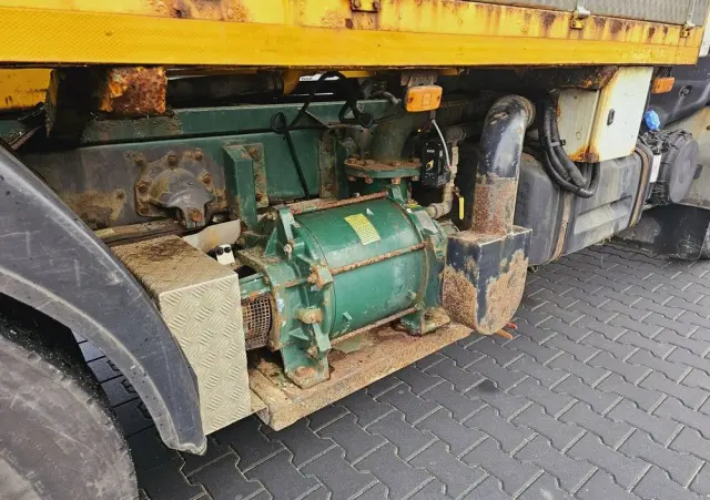 VOLVO FULLER TANKERS 2008 WUKO do zbierania odpadów płynnych 