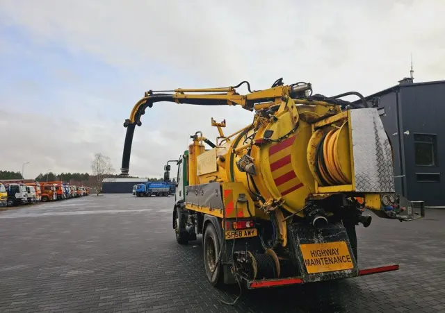 VOLVO FULLER TANKERS 2008 WUKO do zbierania odpadów płynnych 