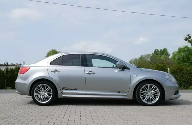 SUZUKI Kizashi 
