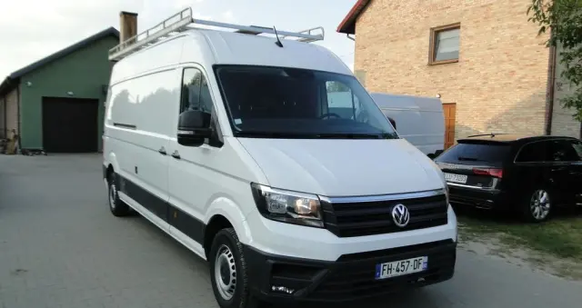 VOLKSWAGEN CRAFTER 