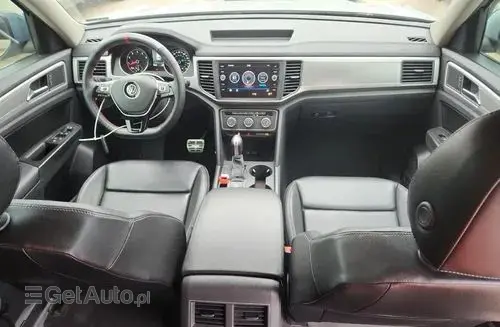 VOLKSWAGEN Atlas 