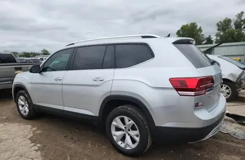 VOLKSWAGEN Atlas 