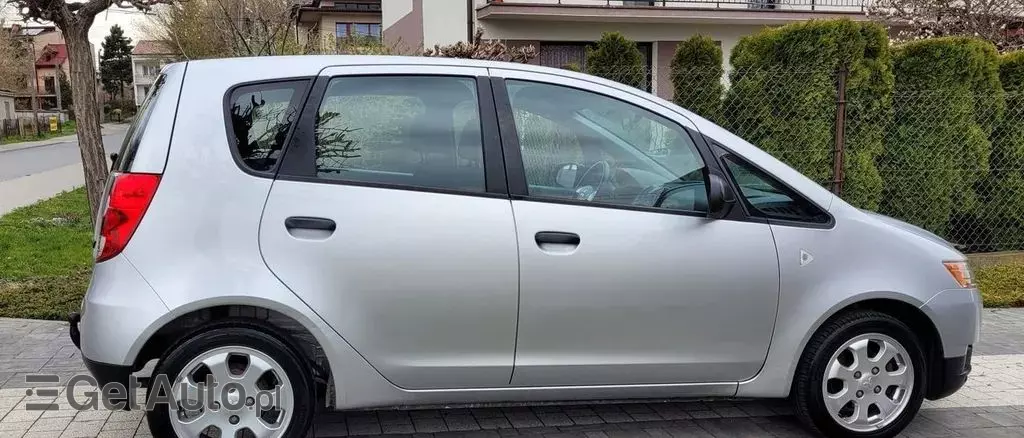 MITSUBISHI Colt 