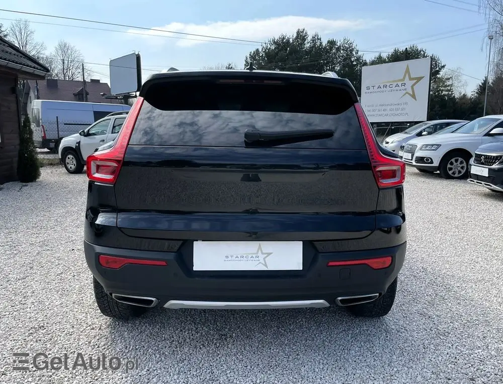 VOLVO XC 40 T3 Geartronic Momentum
