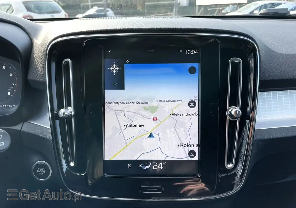 VOLVO XC 40 T3 Geartronic Momentum