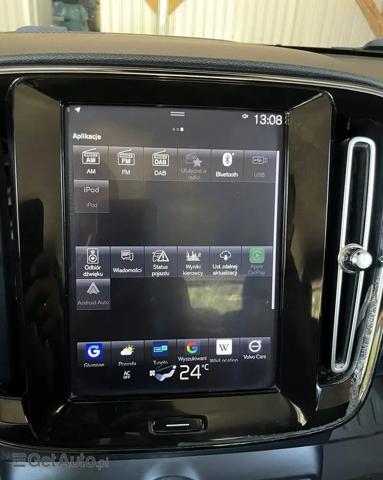 VOLVO XC 40 T3 Geartronic Momentum