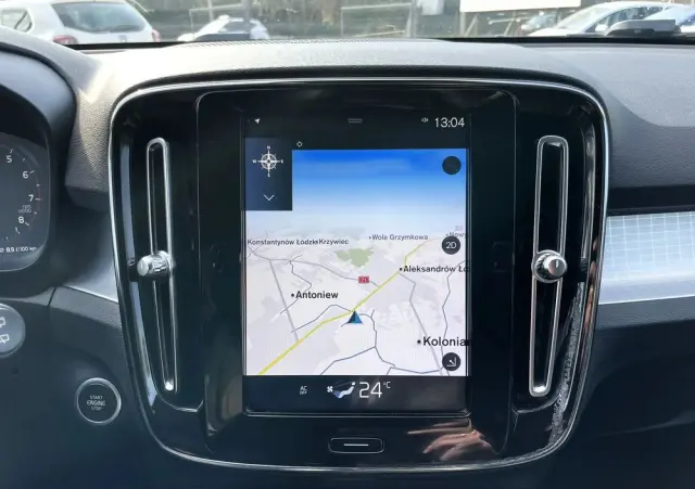 VOLVO XC 40 T3 Geartronic Momentum