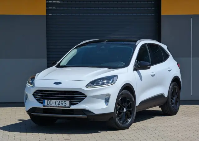 FORD Kuga 1.5 EcoBoost TITANIUM X