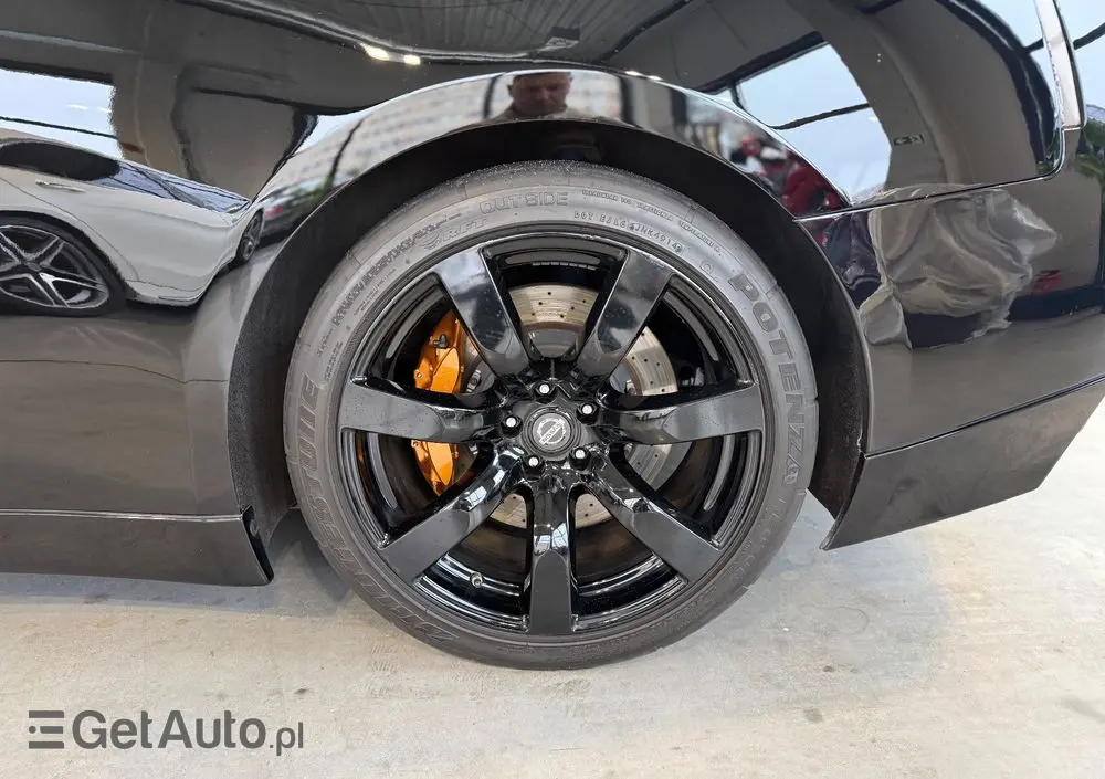 NISSAN GT-R Black Edition
