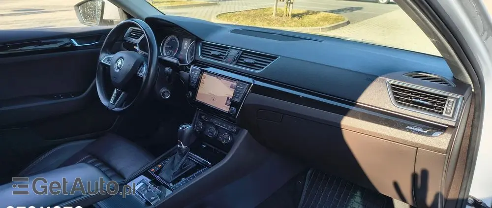 SKODA Superb 2.0 TDI L&K DSG