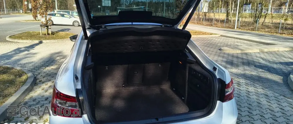 SKODA Superb 2.0 TDI L&K DSG