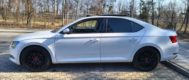 SKODA Superb 2.0 TDI L&K DSG