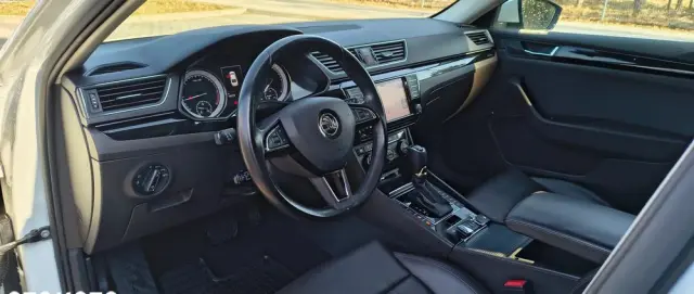 SKODA Superb 2.0 TDI L&K DSG