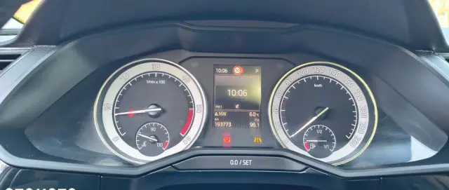 SKODA Superb 2.0 TDI L&K DSG